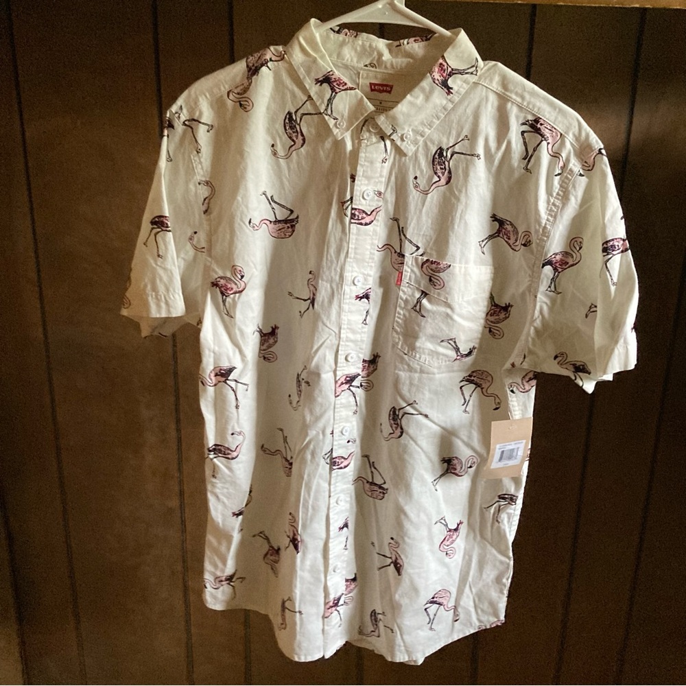 Levis Mens Button Down Shirt White Size M All Over Flamingo Print Casual NWT